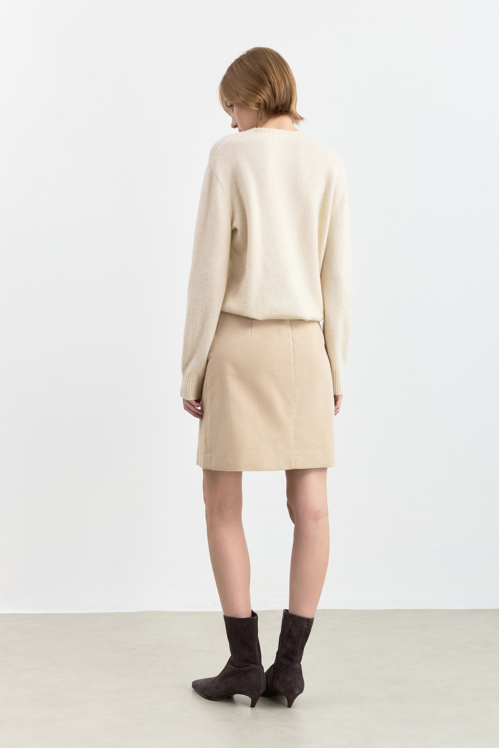 #color_Light Beige