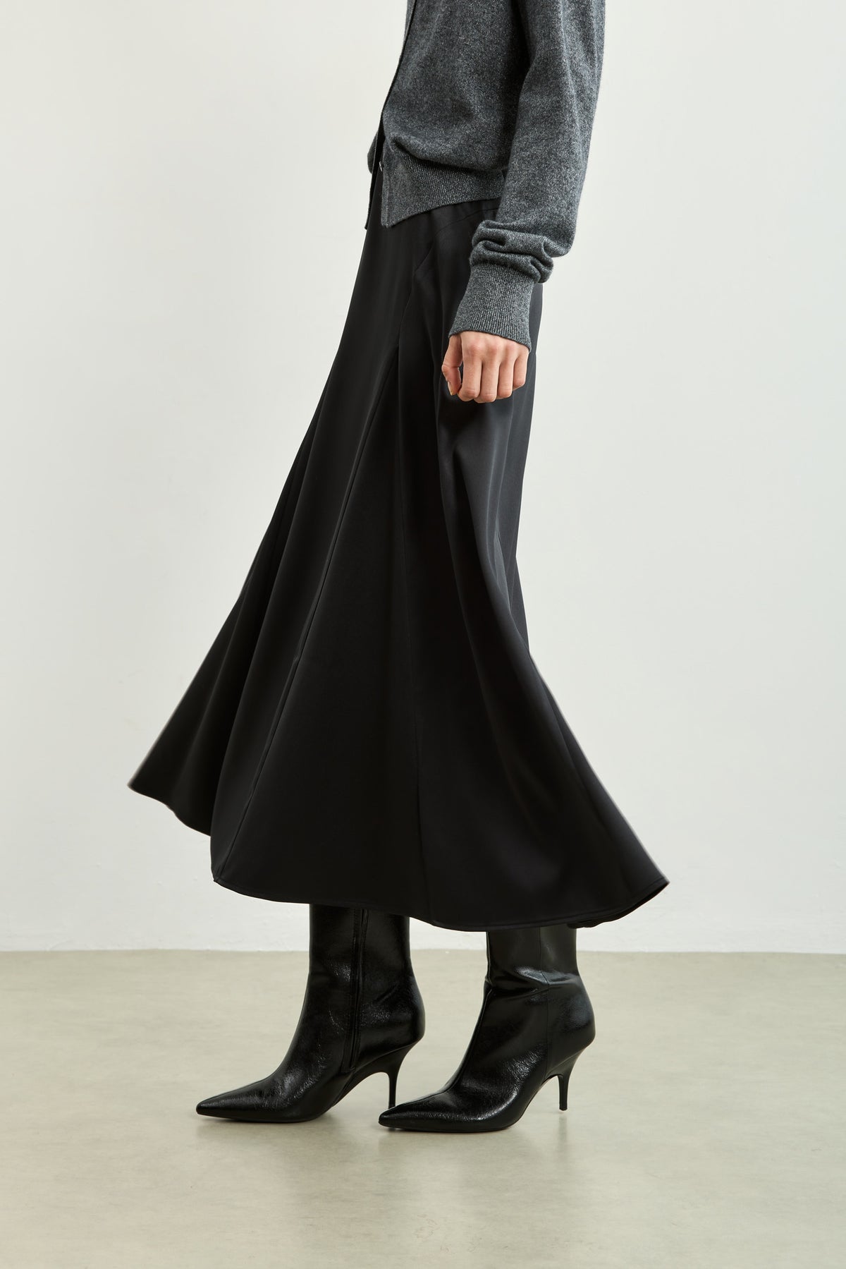 #color_Black