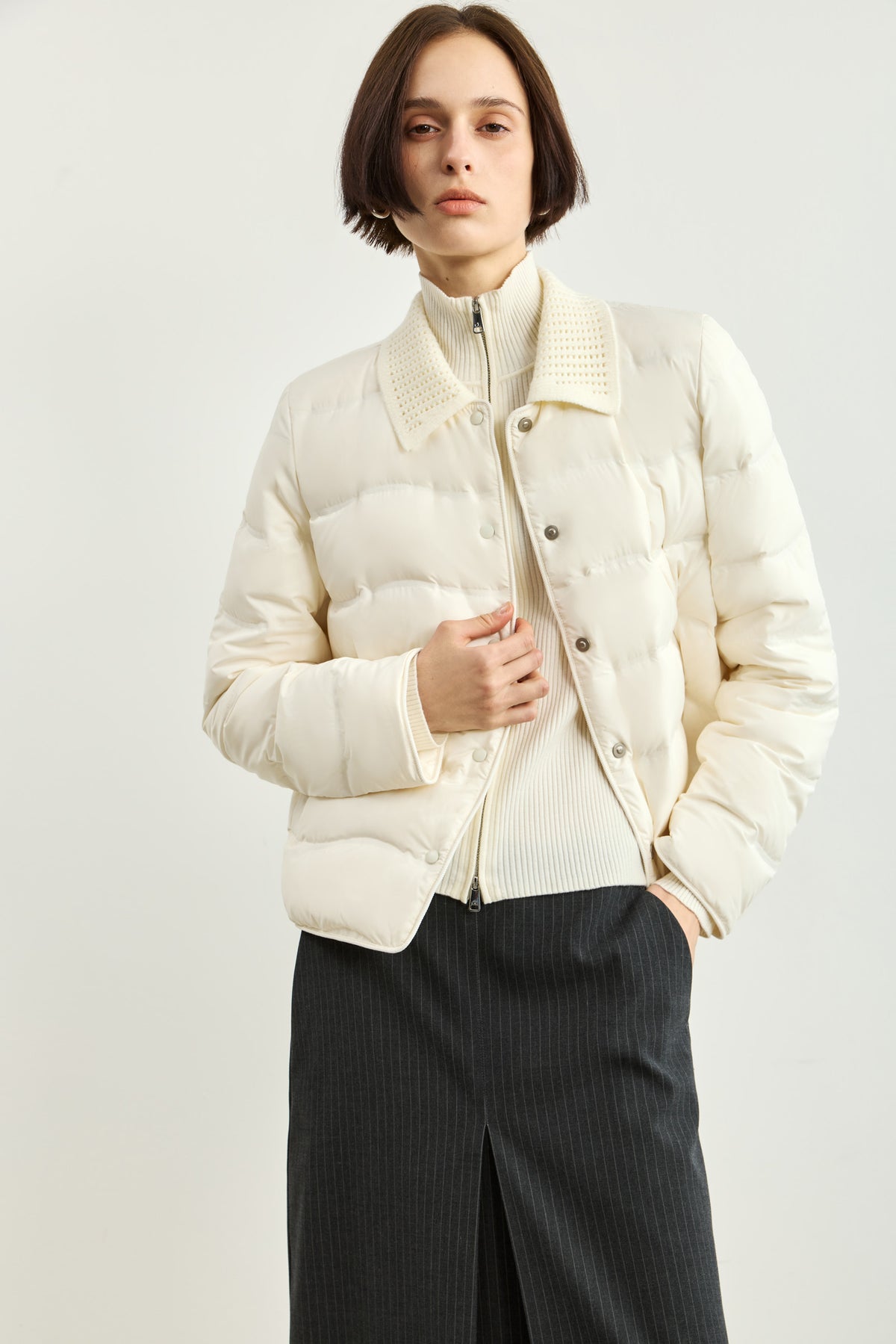 #color_Off White