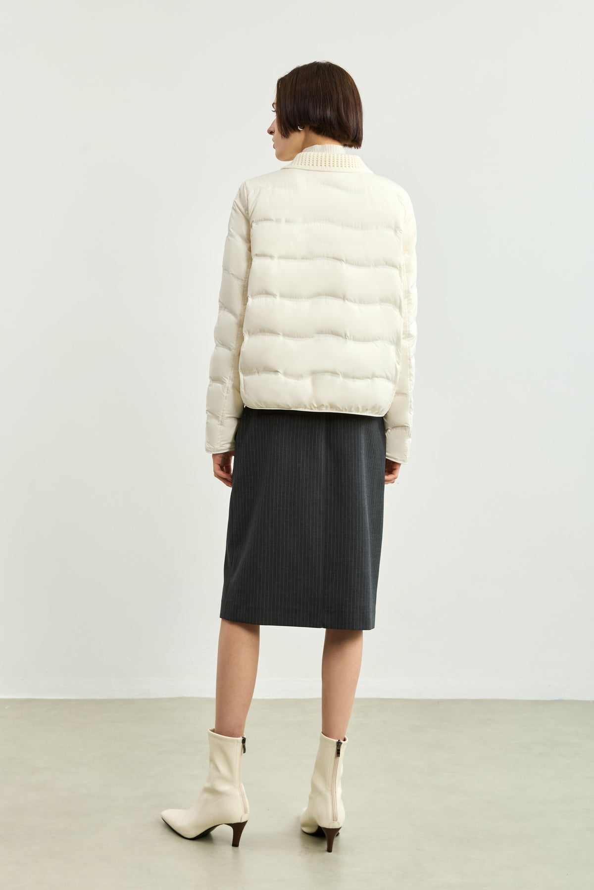 #color_Off White