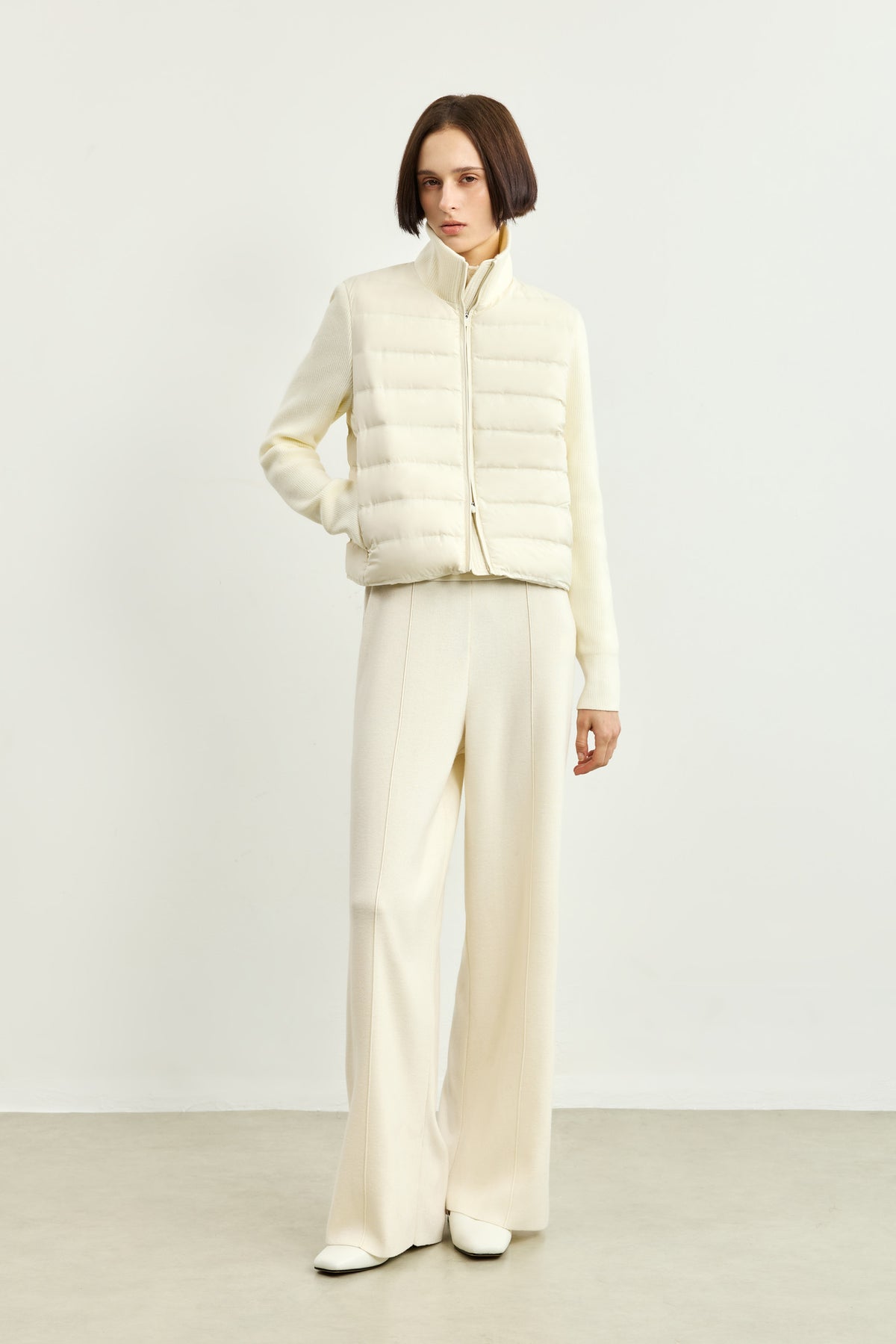 #color_Off White