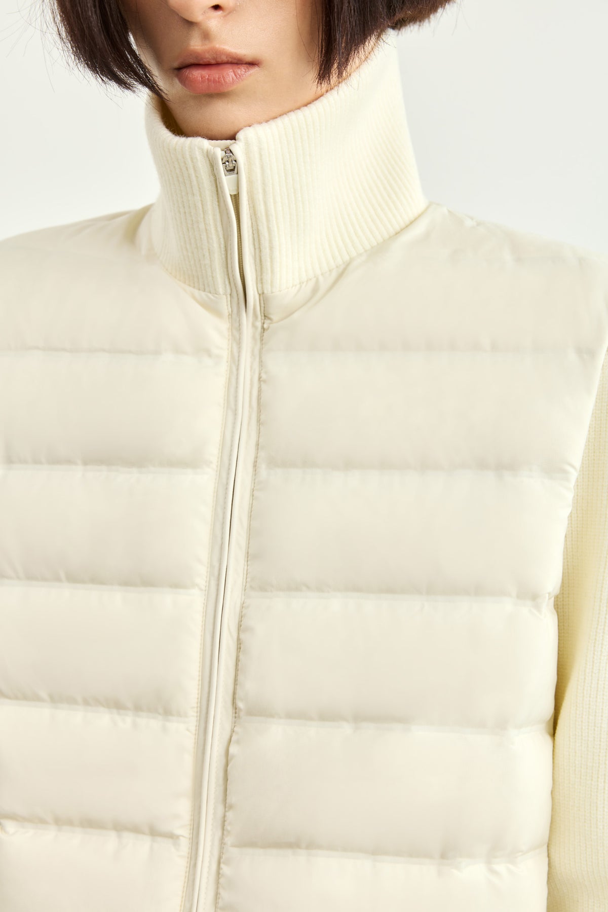 #color_Off White