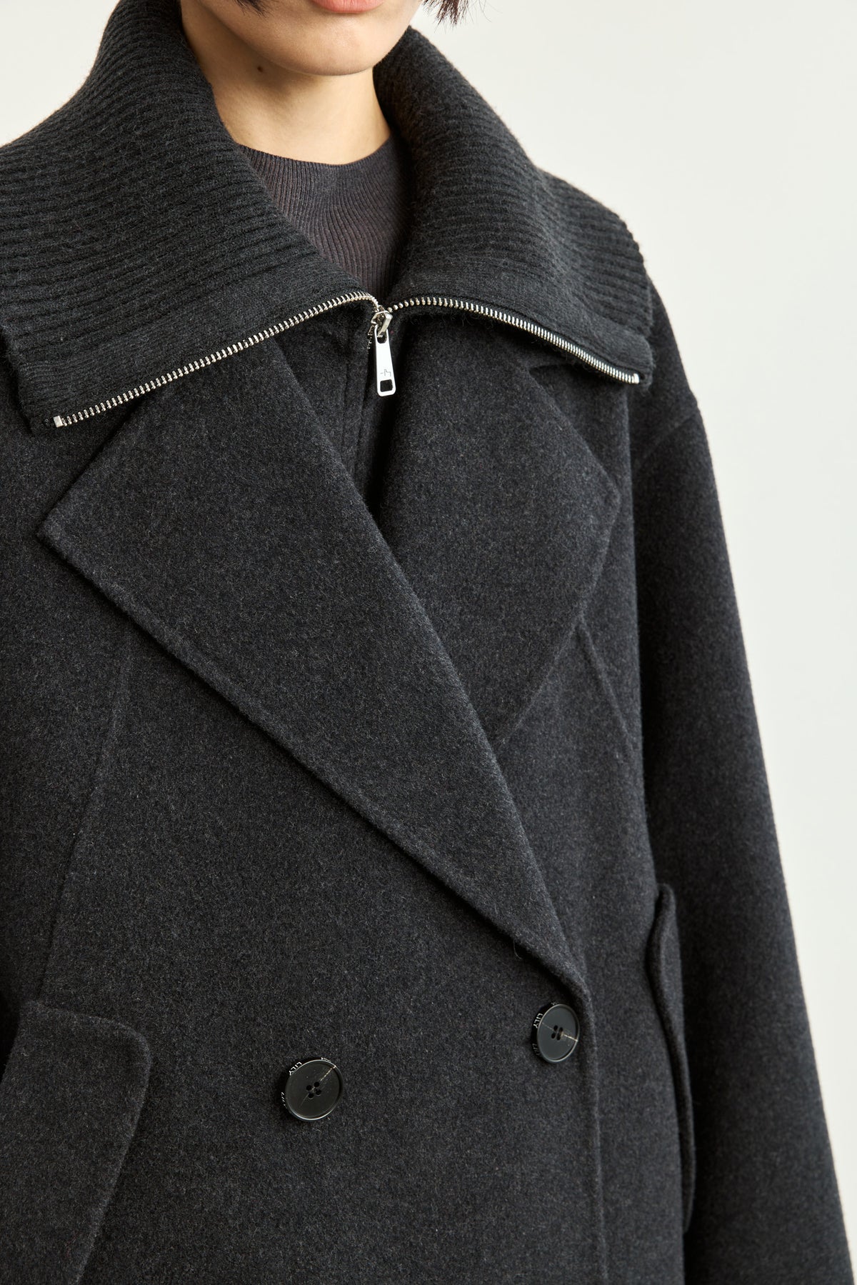 #color_Dark Gray