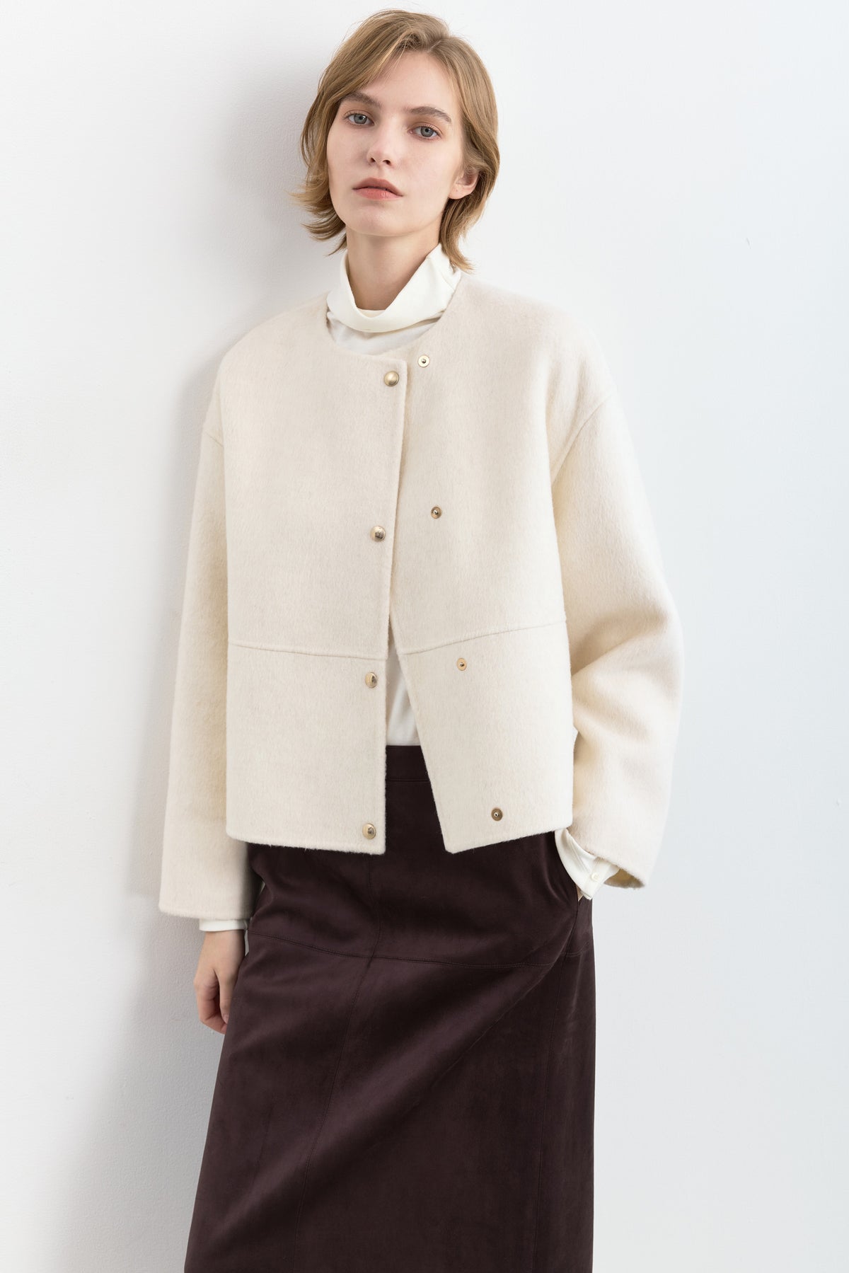#color_Off White
