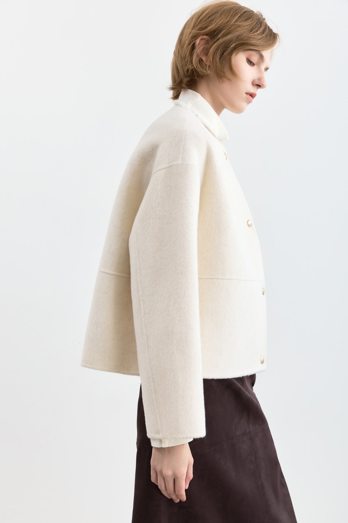 #color_Off White