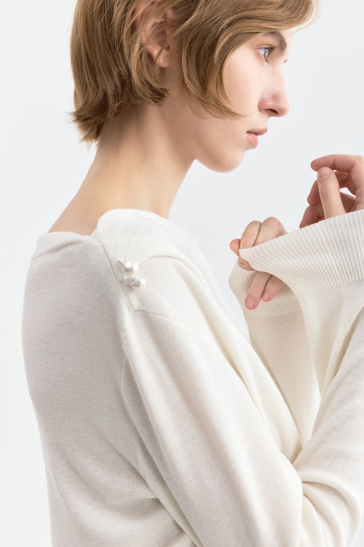 #color_Off White