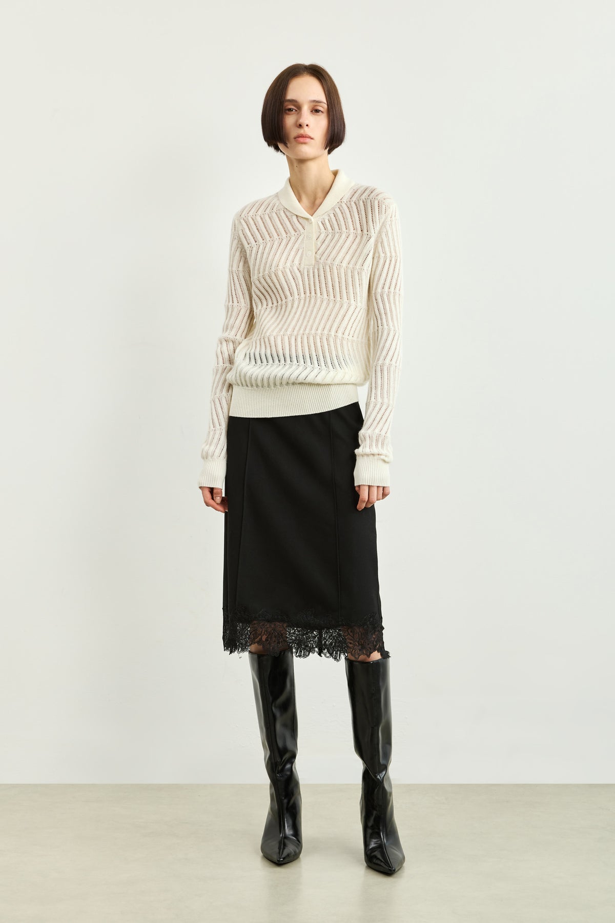 #color_Off White