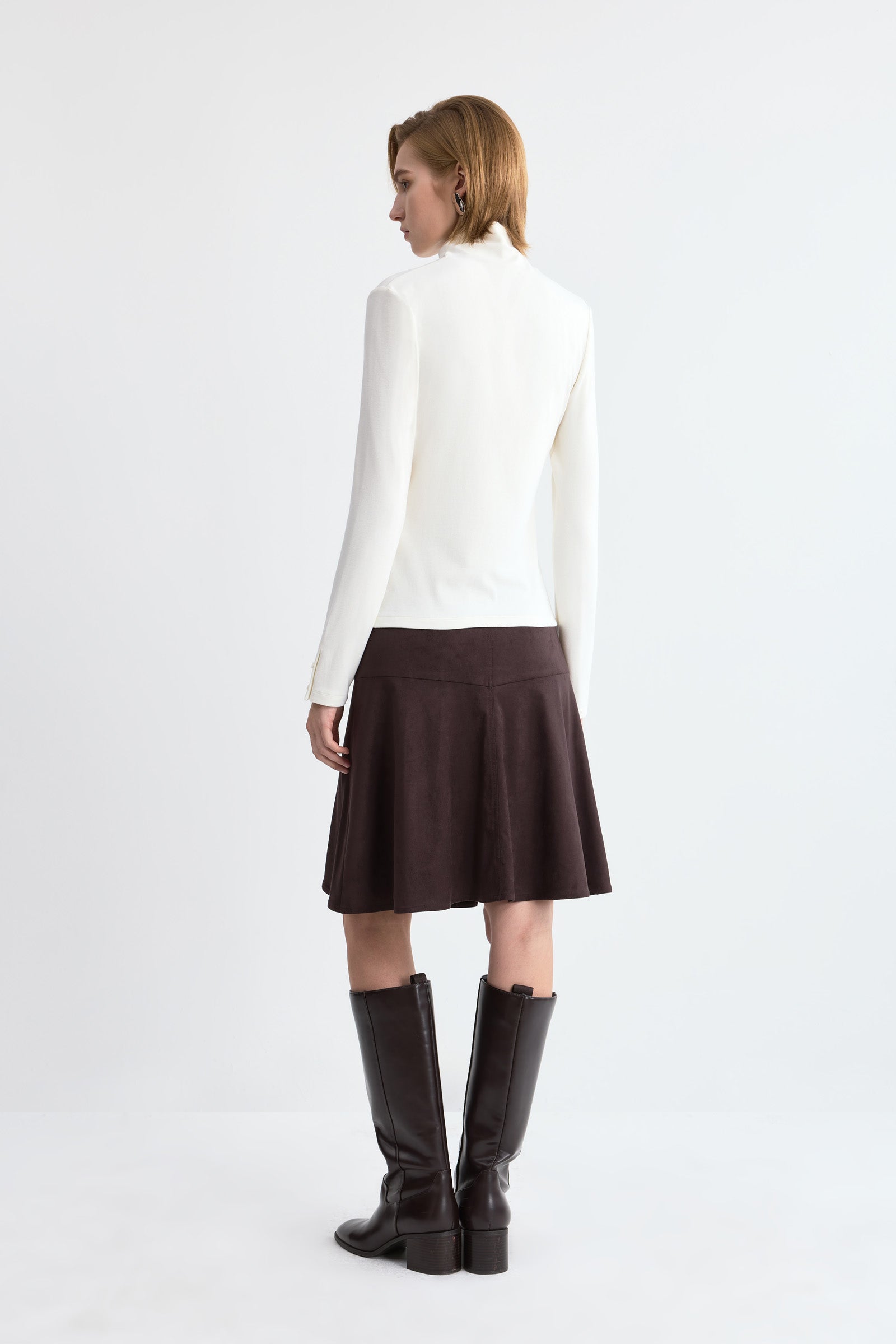 #color_Off White