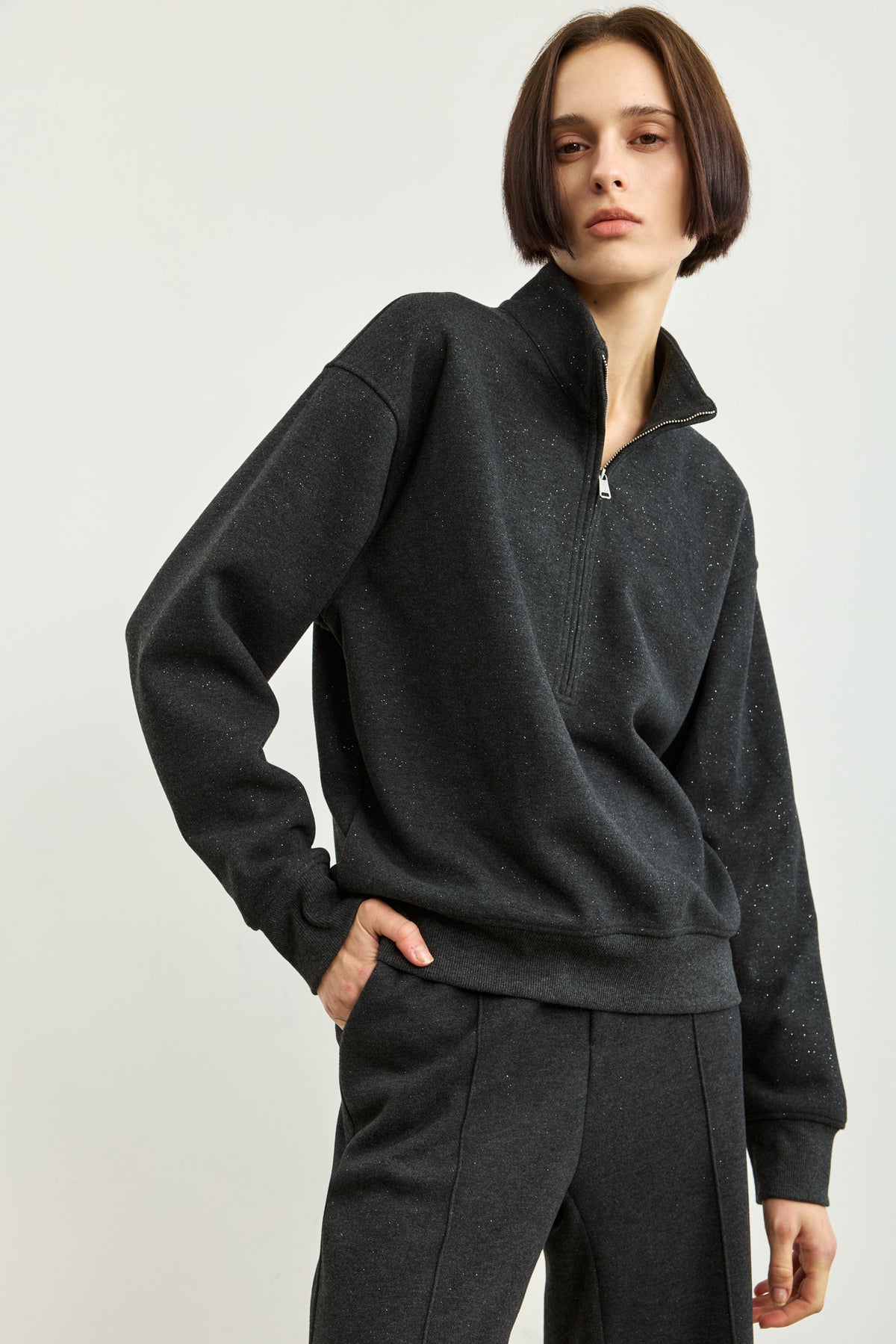 #color_Dark Charcoal Gray