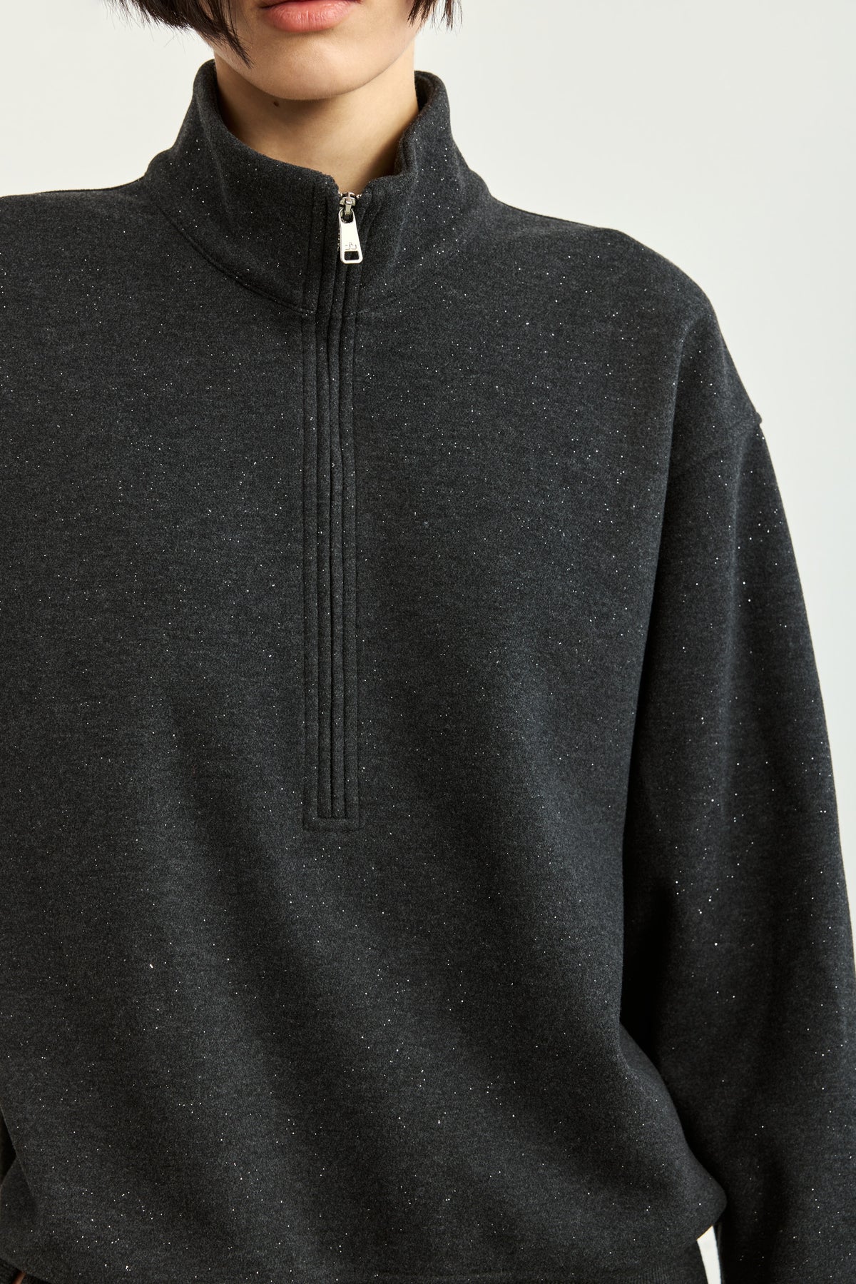 #color_Dark Charcoal Gray