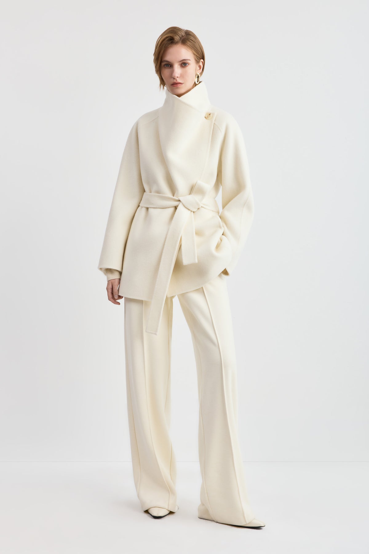 #color_Off White