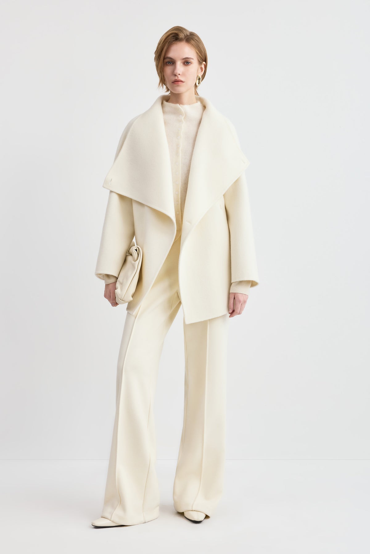 #color_Off White