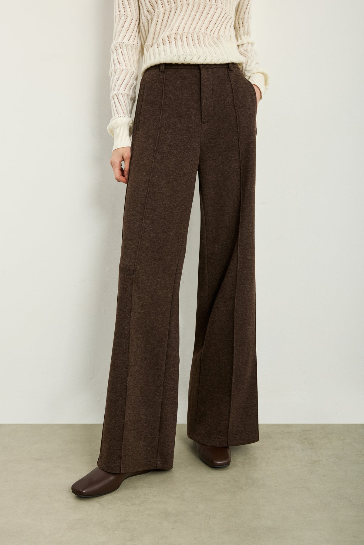 #color_Brown