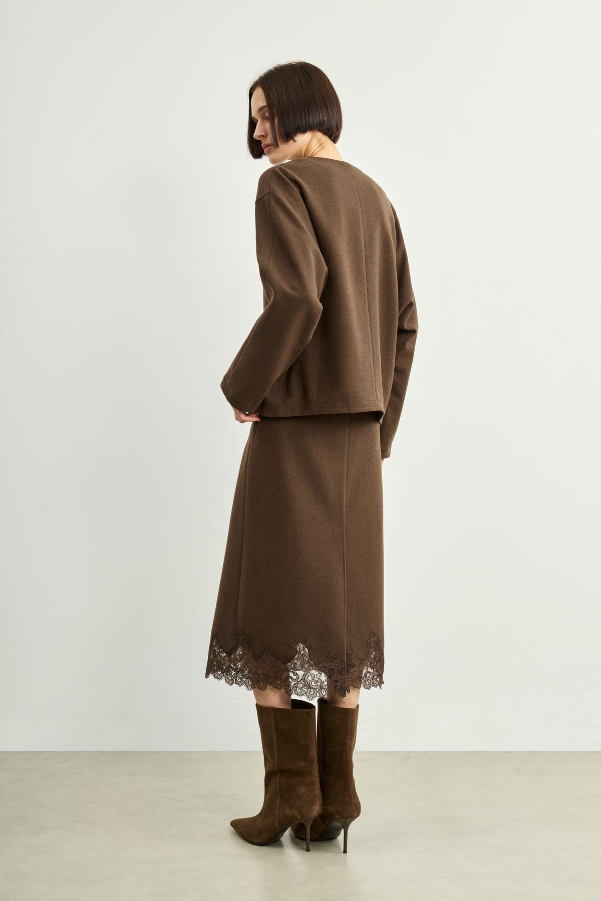 #color_Brown