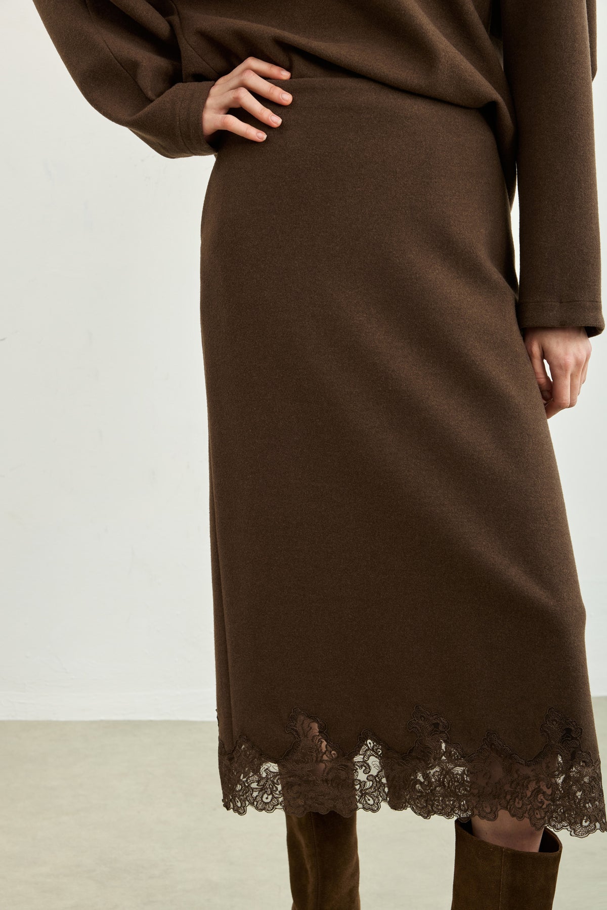 #color_Brown