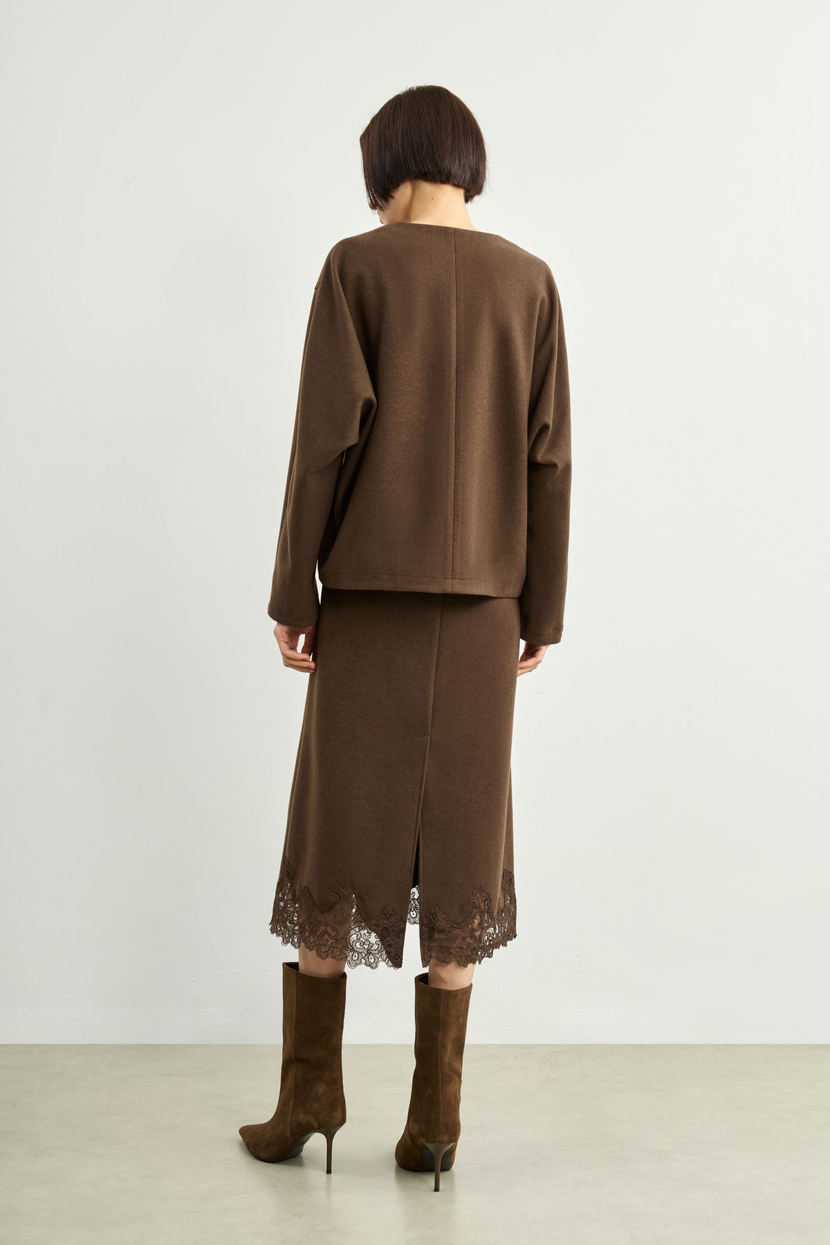 #color_Brown