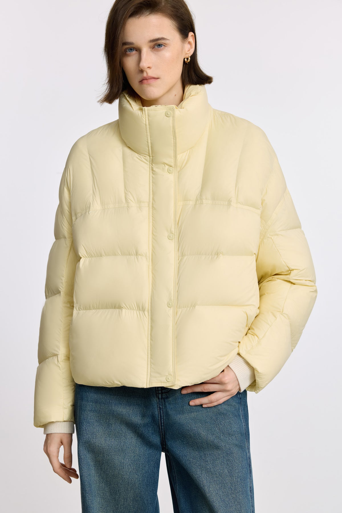 #color_Pale Yellow