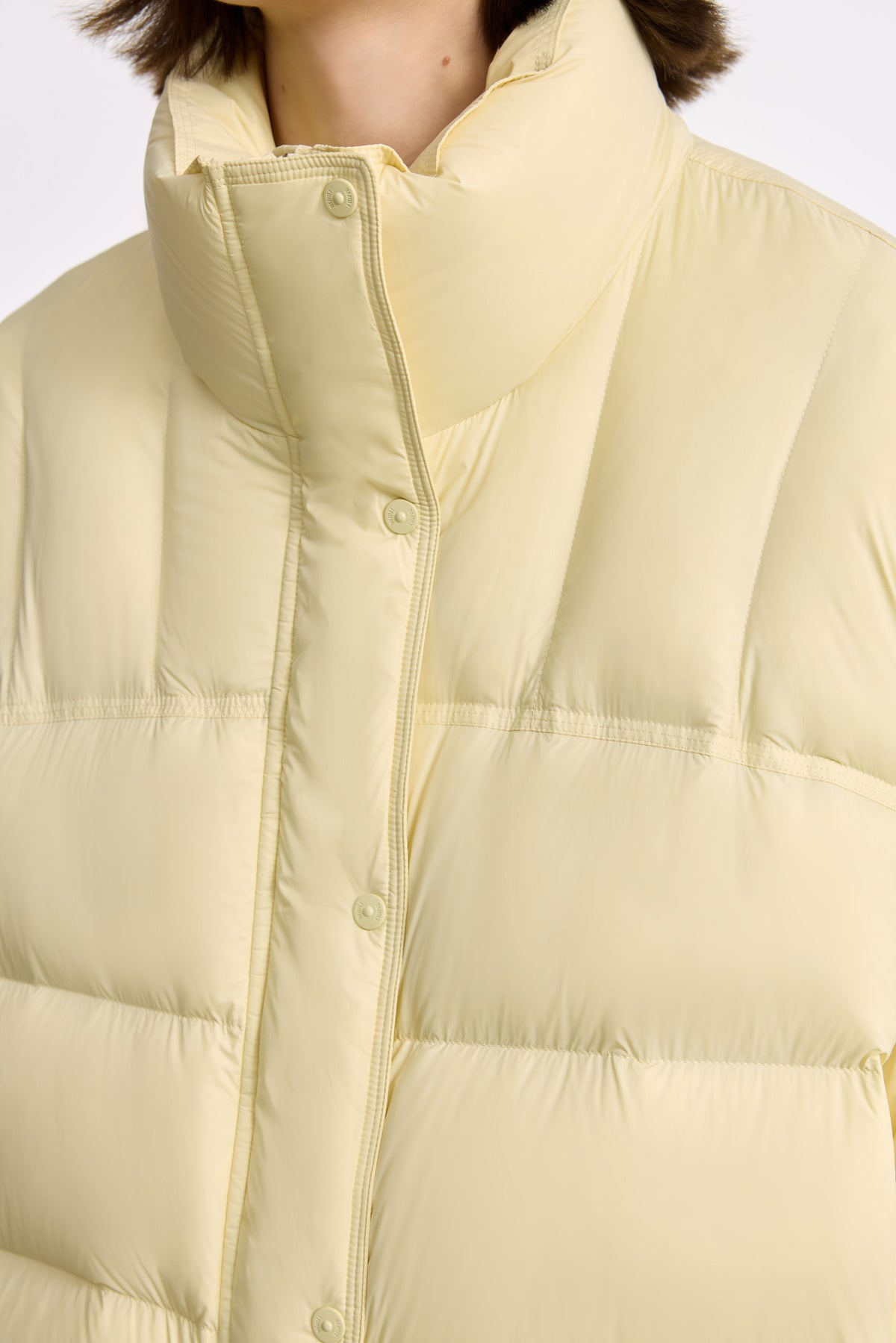 #color_Pale Yellow