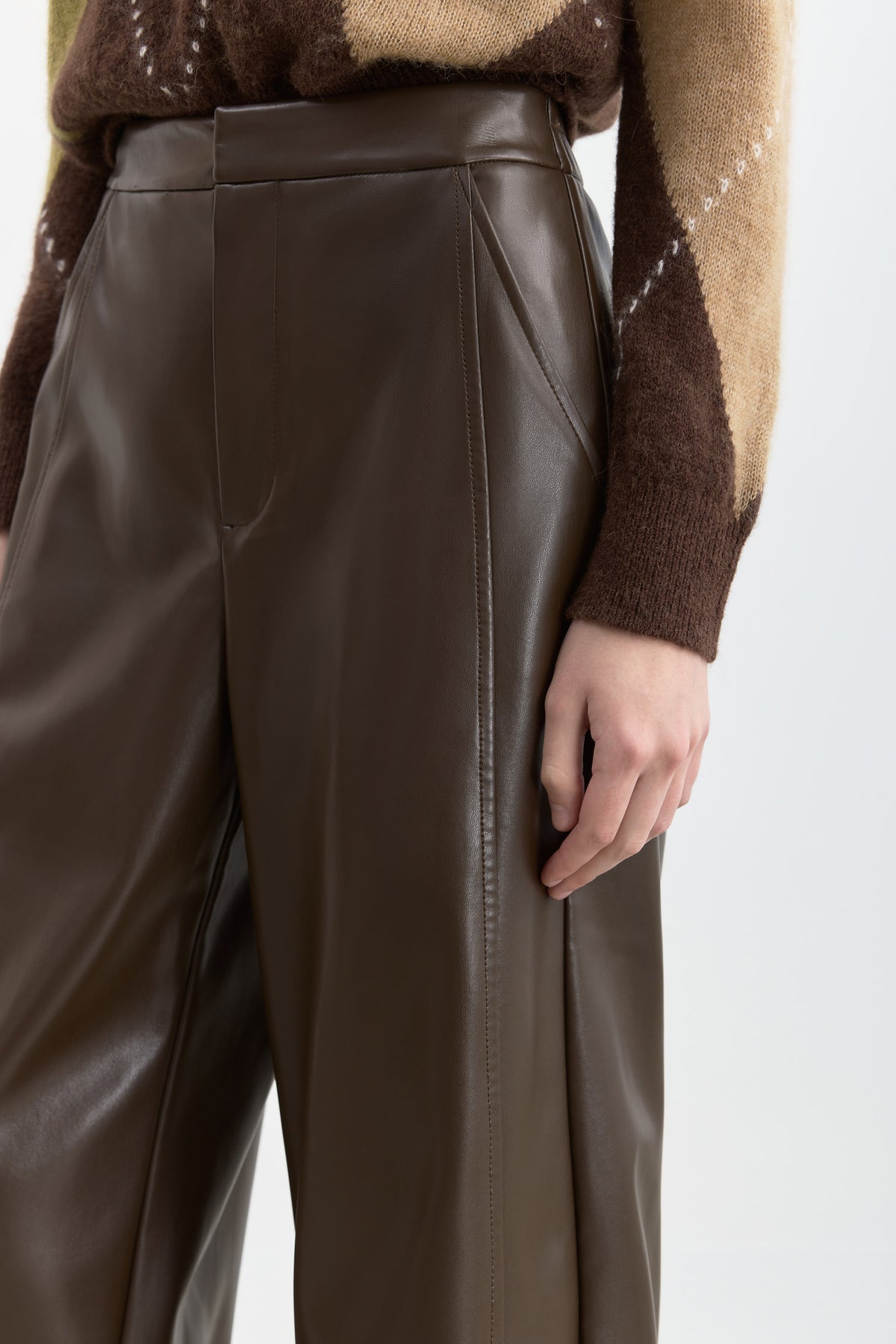 #color_Brown