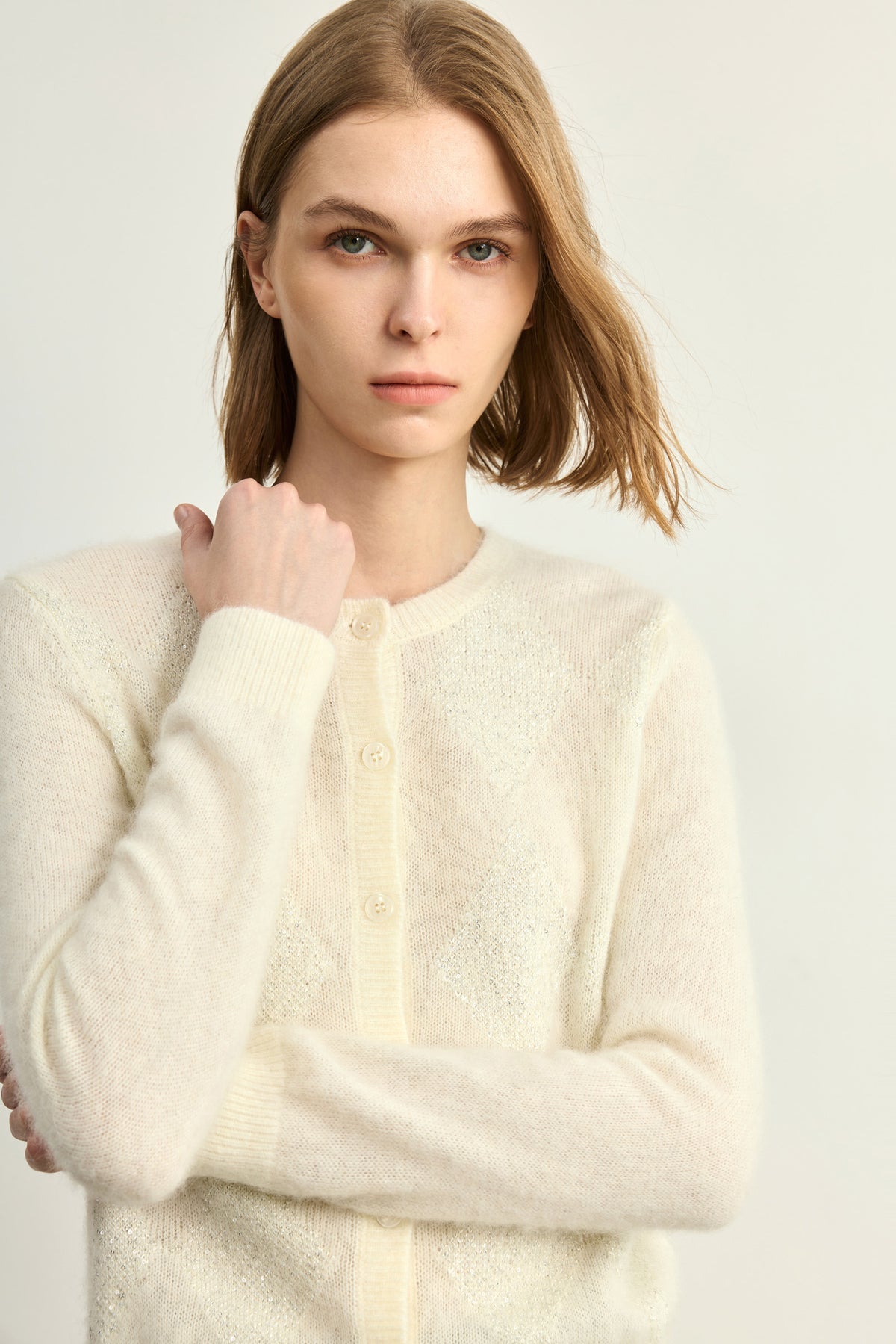 #color_Off White