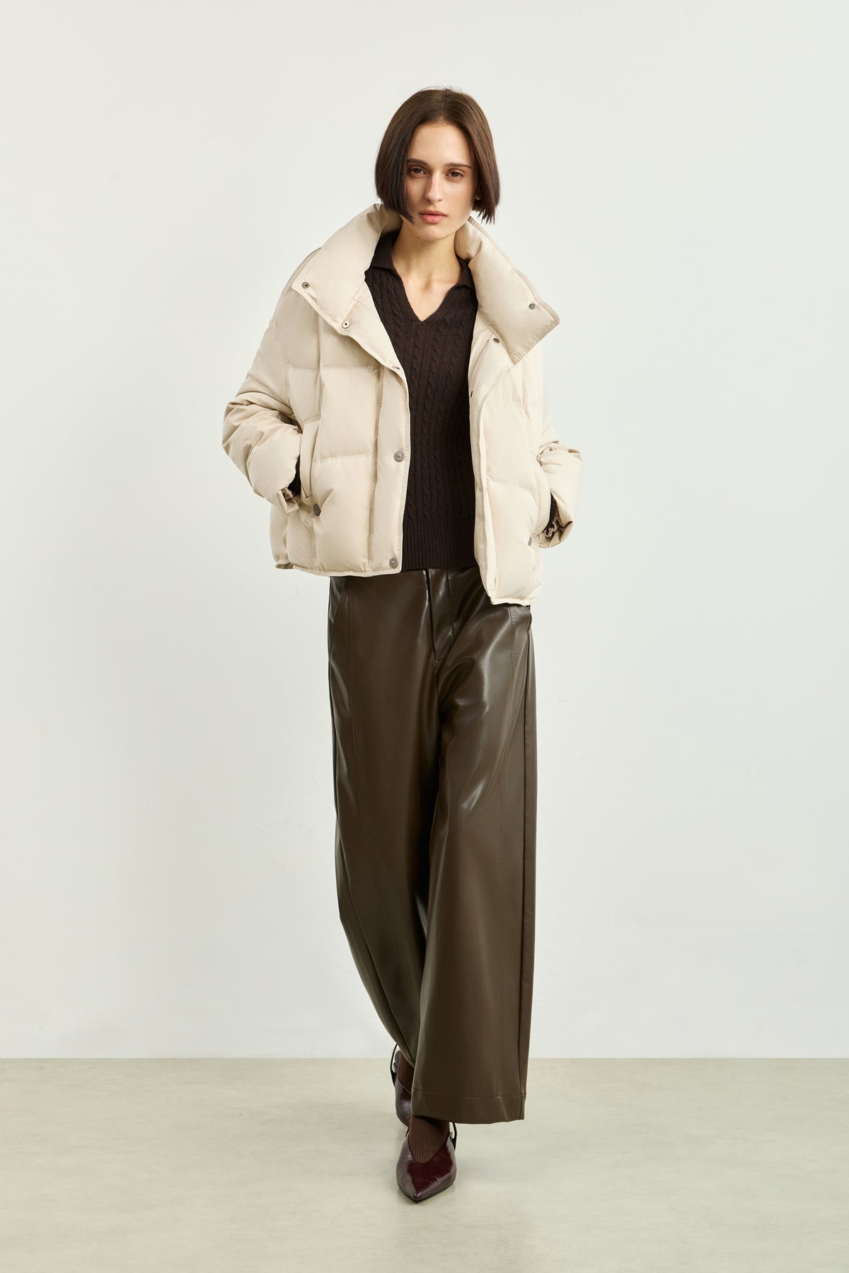 #color_Off White