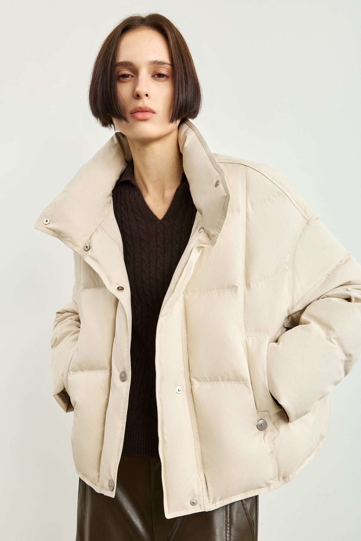 #color_Off White
