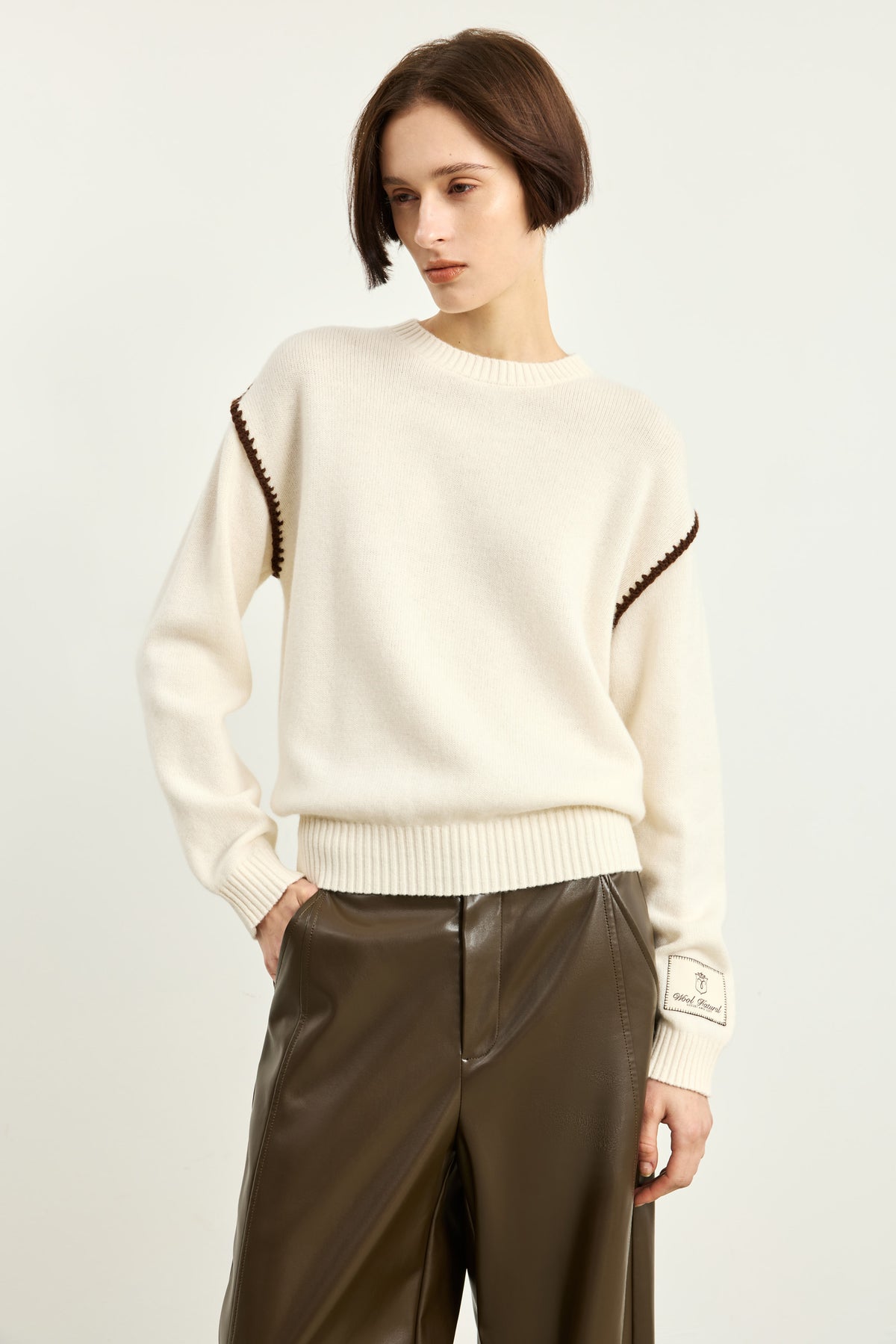 #color_Off White
