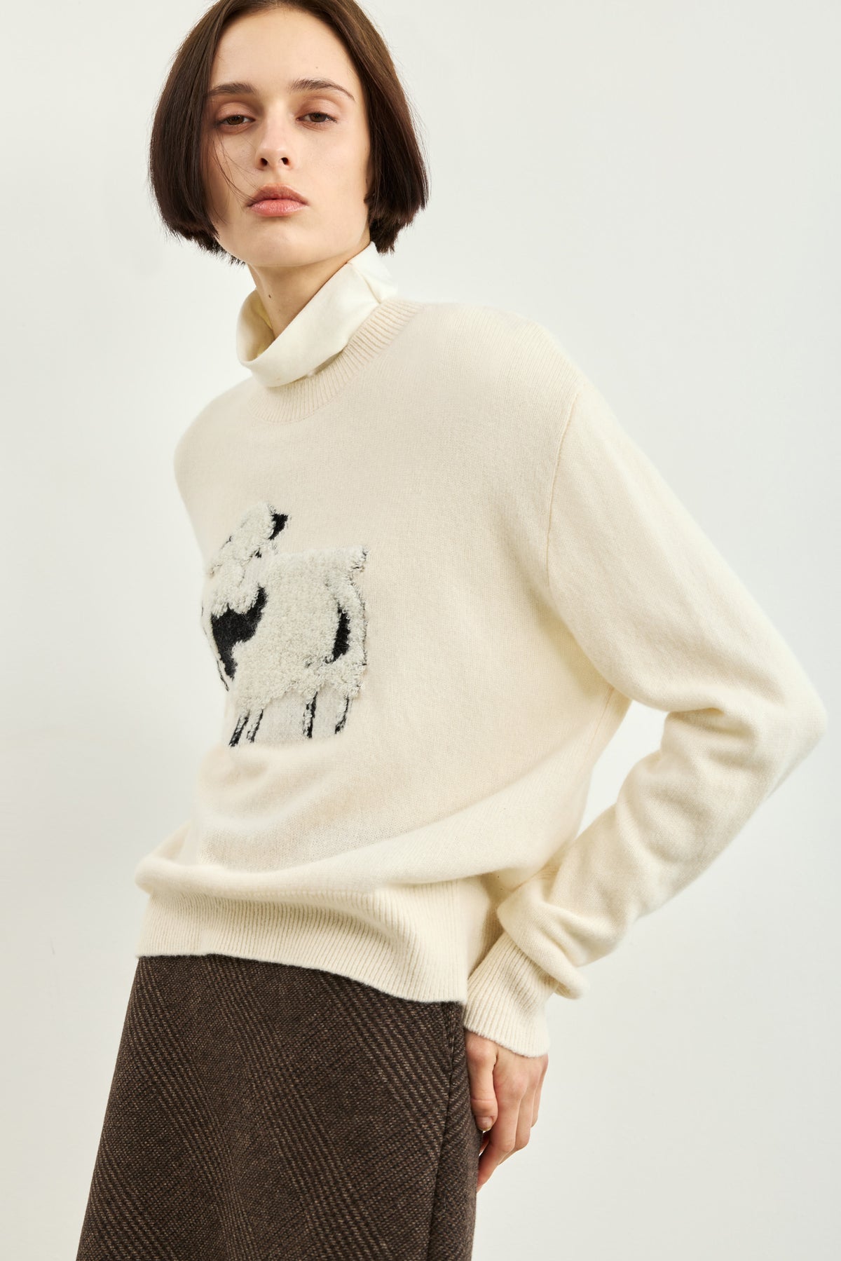 #color_Off White