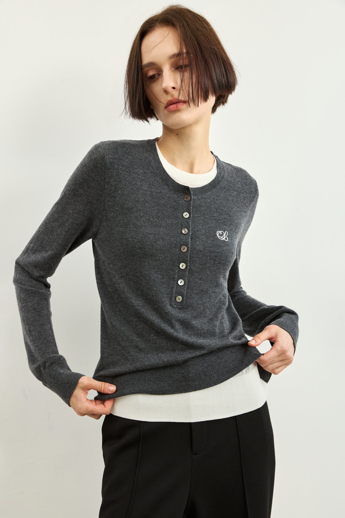 #color_Gray