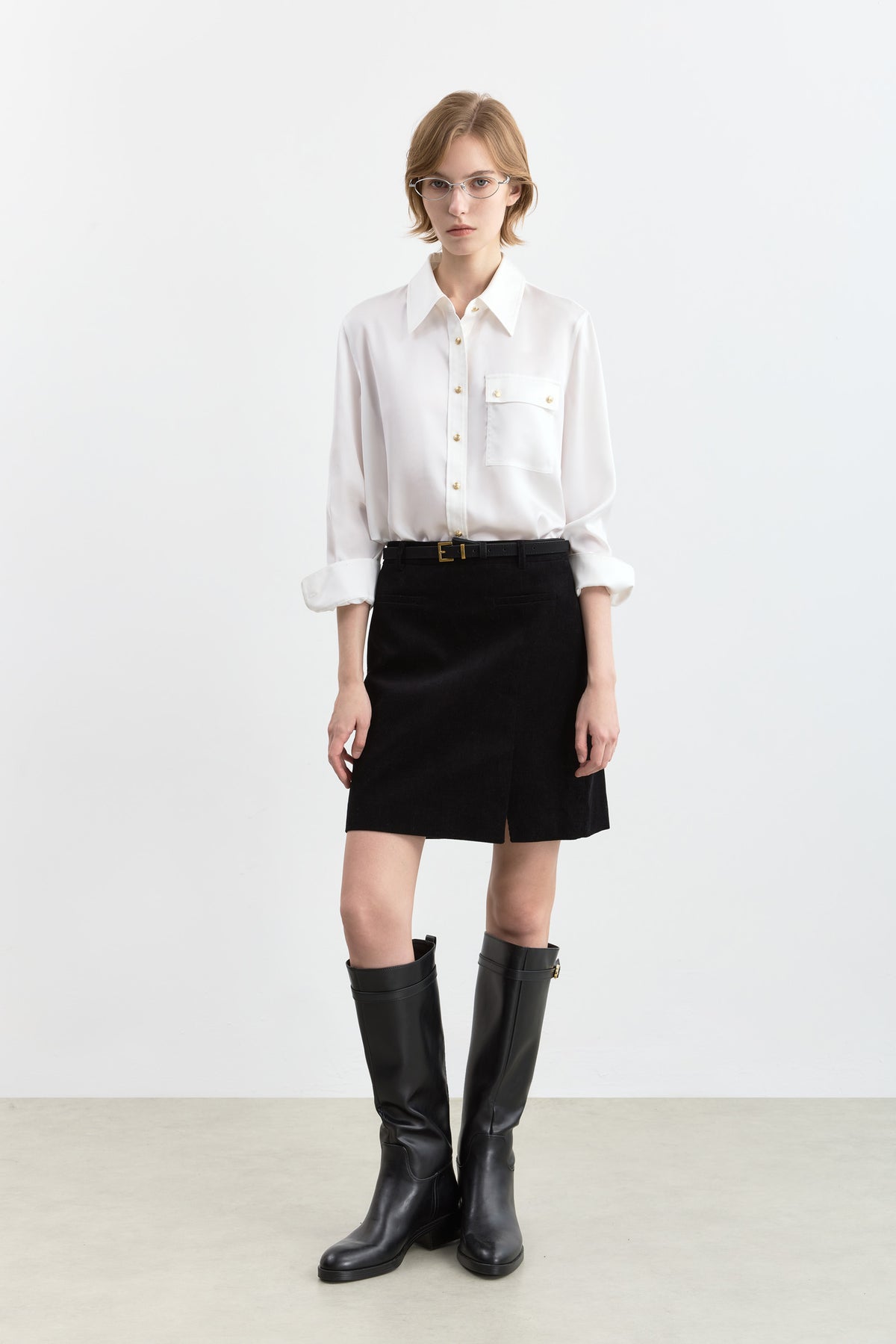 #color_Off White