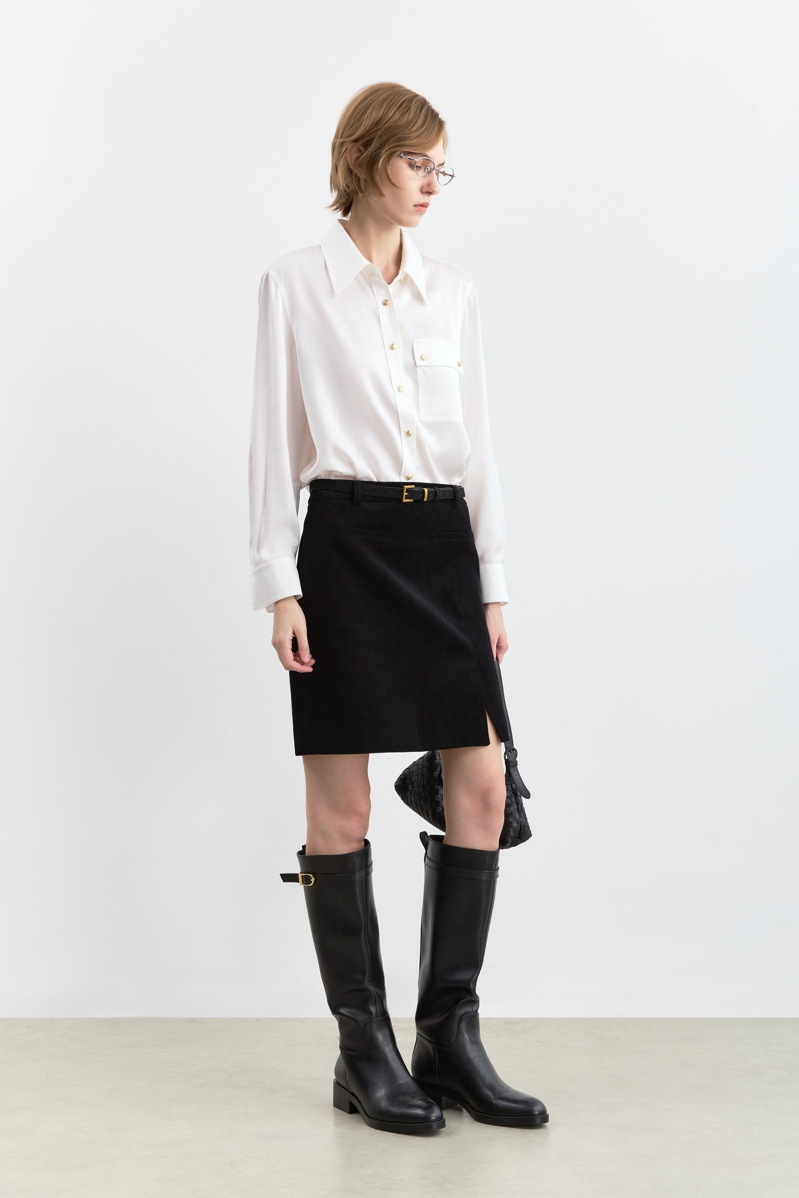 #color_Off White
