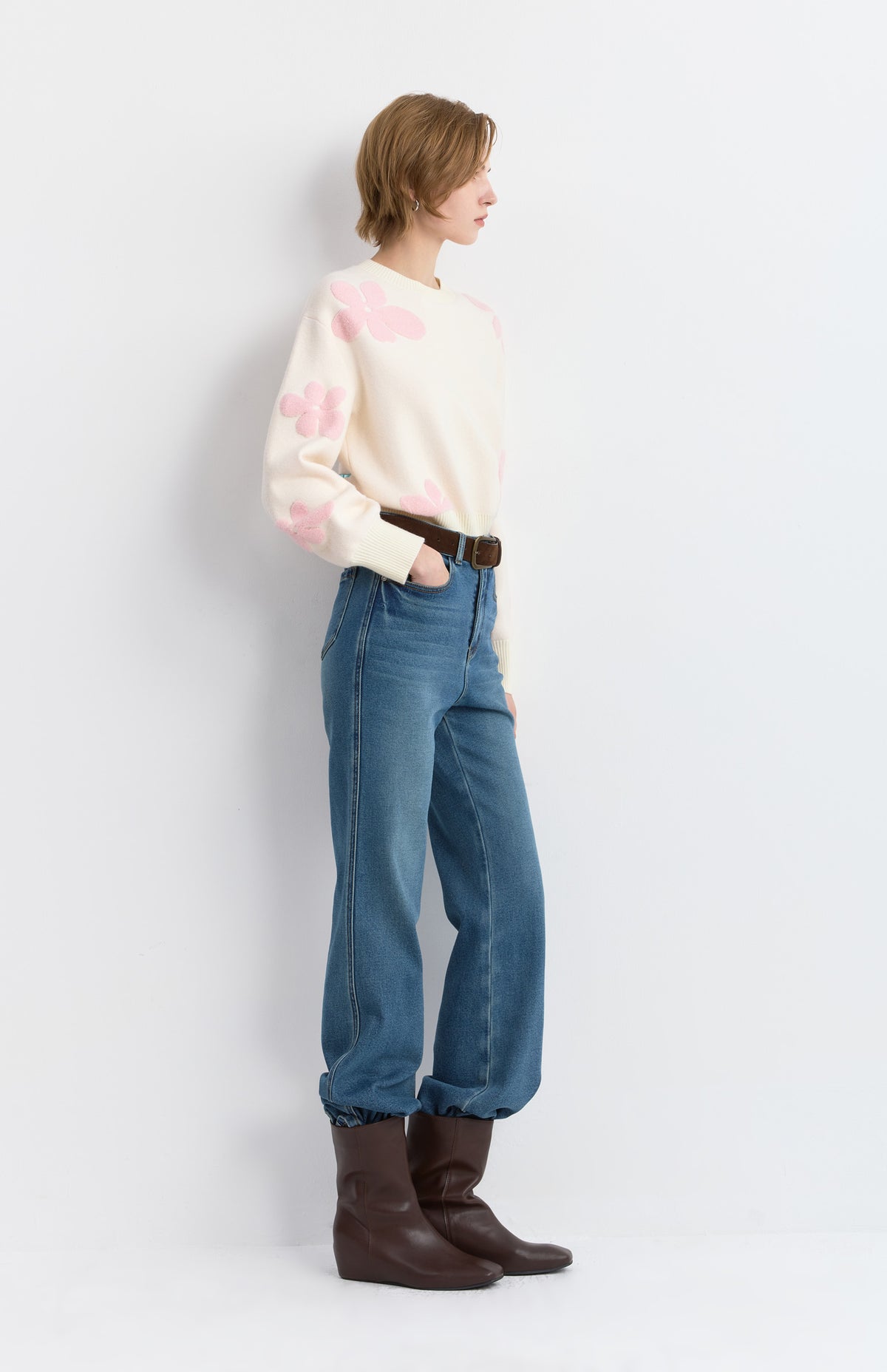 #color_Off White