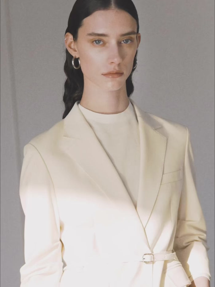 #color_Off White