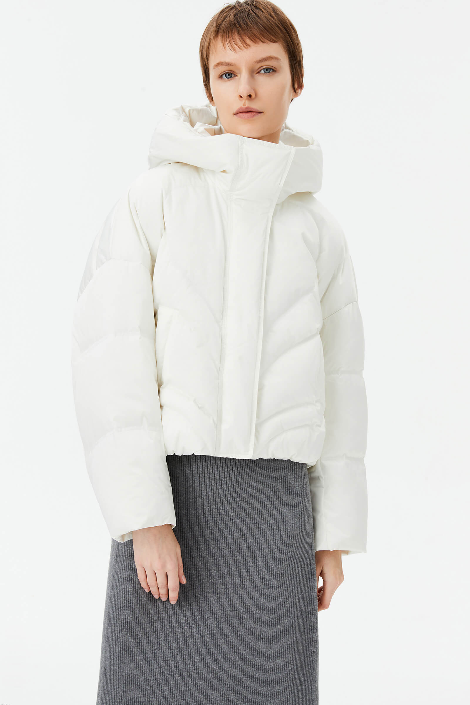 #color_Off White