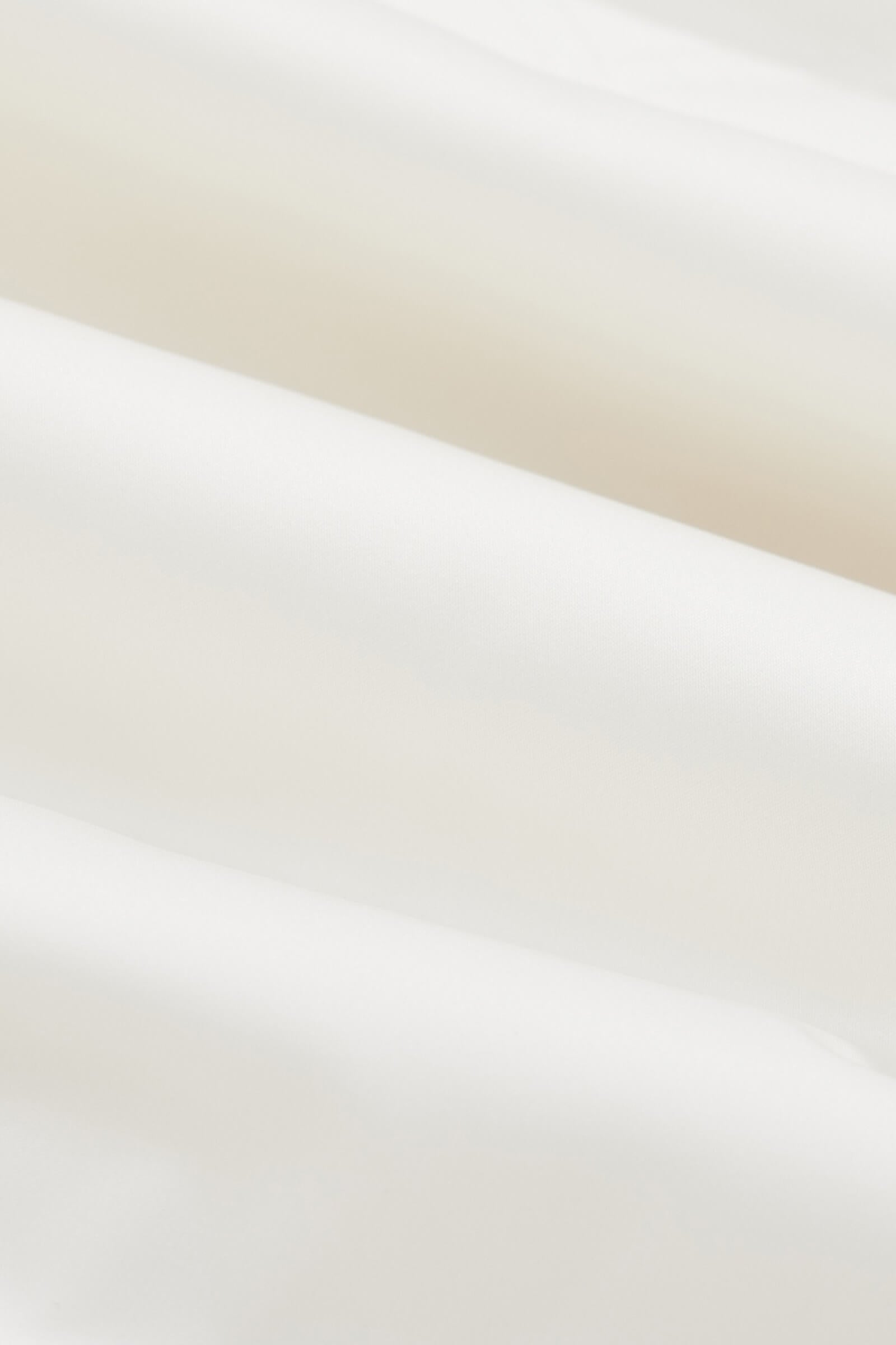 #color_Off White